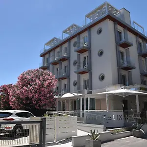 https://hotel-felix.riccione-hotels.org